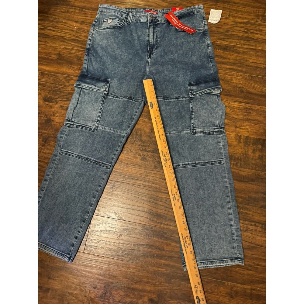 GUESS Jeans Mens 36x30 Mateo Cargo Pants Stretch Medium Wash Denim Blue NWT - Picture 13 of 13